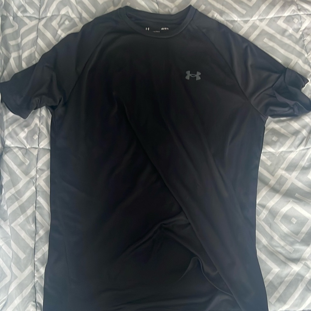 Under Armour Tech Shirt, Large
